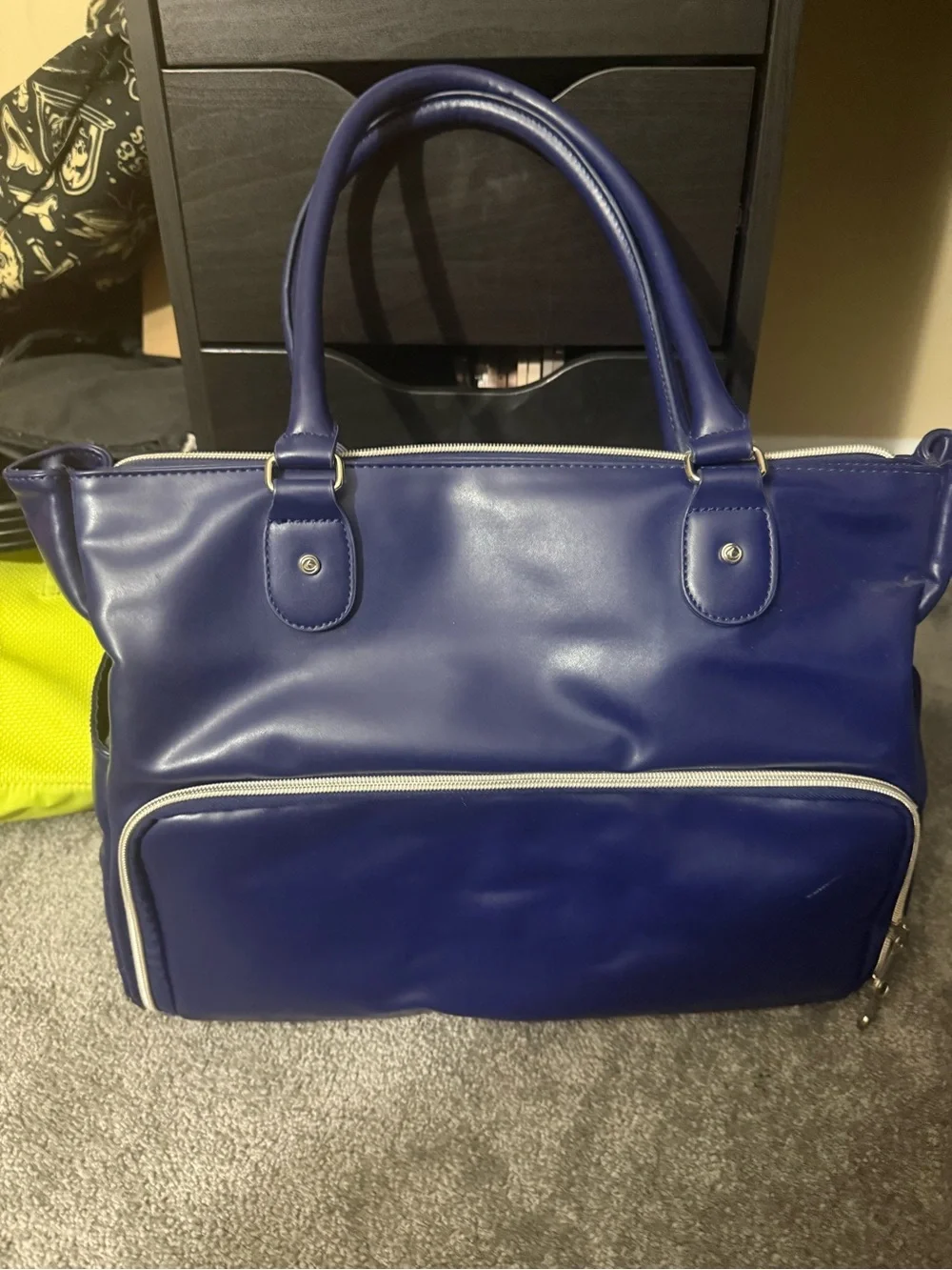 Six Pack Fitness spacious navy